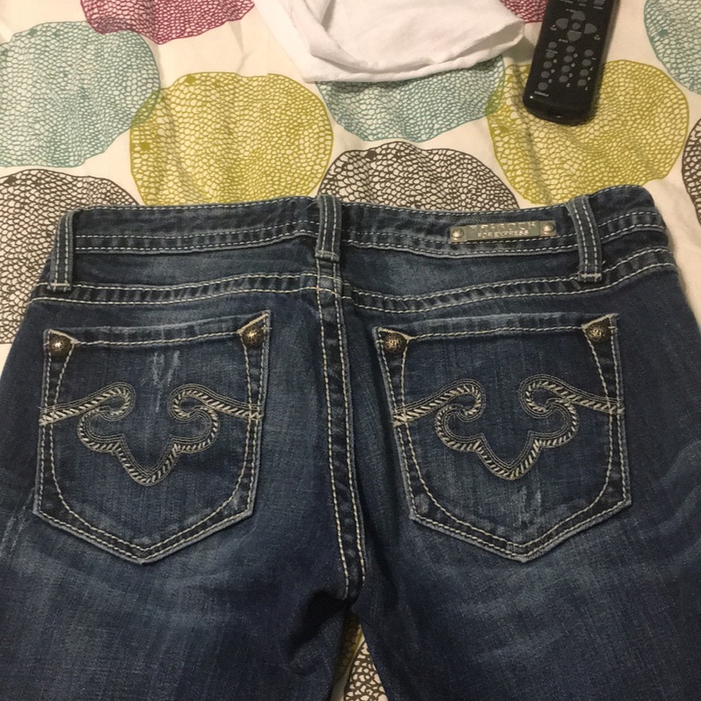 Express Straight Leg Jeans!